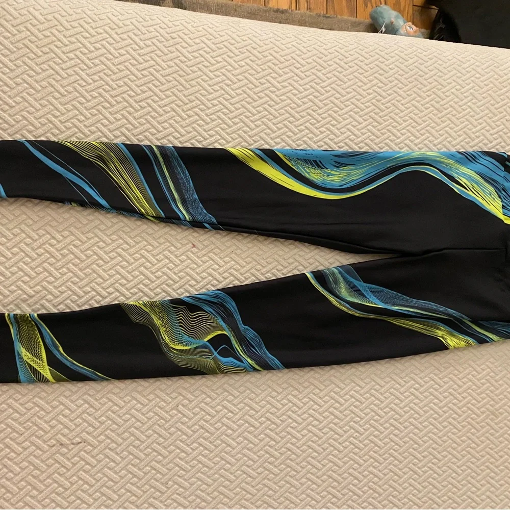 Balera Dancewear Girls’ Matching Set Crop Top and Leggings - Picture 6 of 7